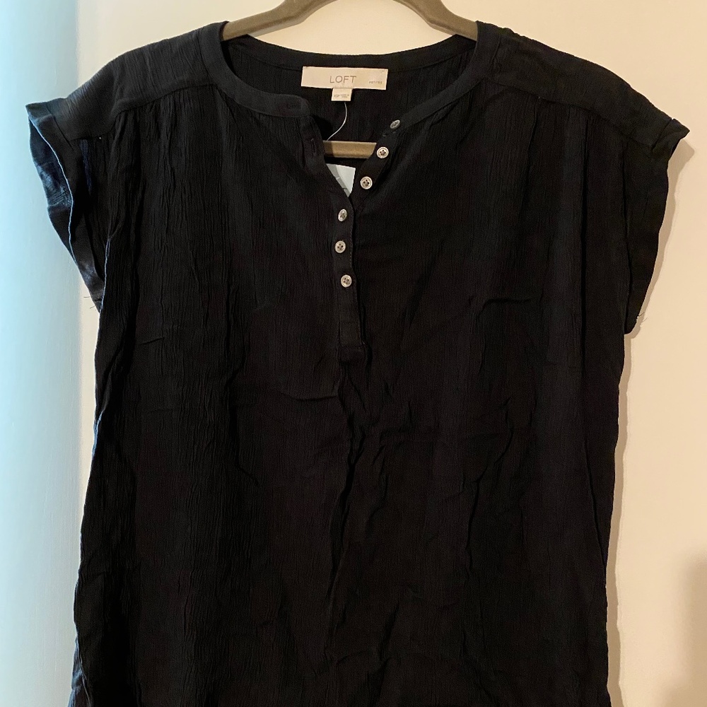 NWTO: LOFT brand, flown Henley shirt, size XSP